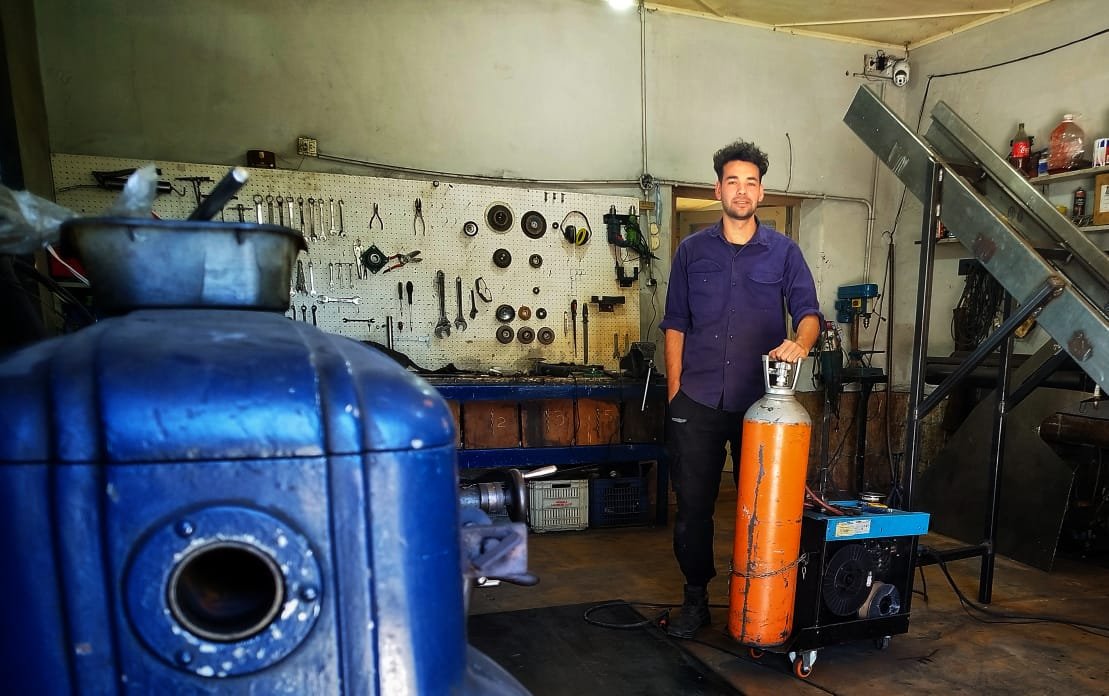Innovar desde el taller: la historia del Mariano Vitolonni  que diseña máquinas agrícolas con ingenio mendocino