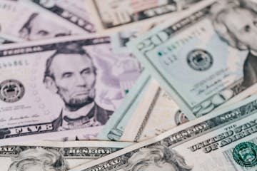 ¿Quién se lleva los dólares del Campo? El Agro inyectó U$S 35.000 millones, pero el BCRA sigue en rojo