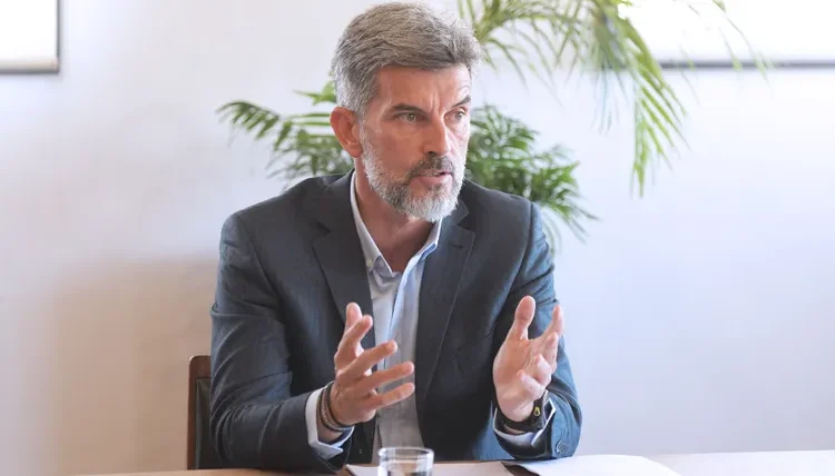 Ulpiano Suarez: de intendente ordenador a candidato a gobernador, con la misión de reconvertir a Mendoza en la tierra del sol y el buen vino